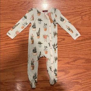 Milkbarn onesie